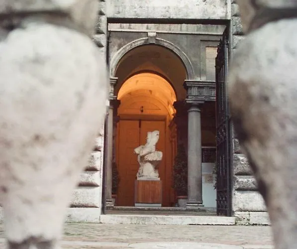 Apartment Indimenticabili Vacanze Romane Nel Cuore Della Citta Rom